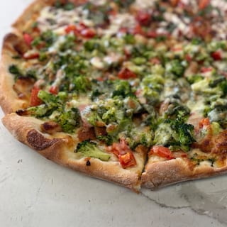 Tricolor Pizza